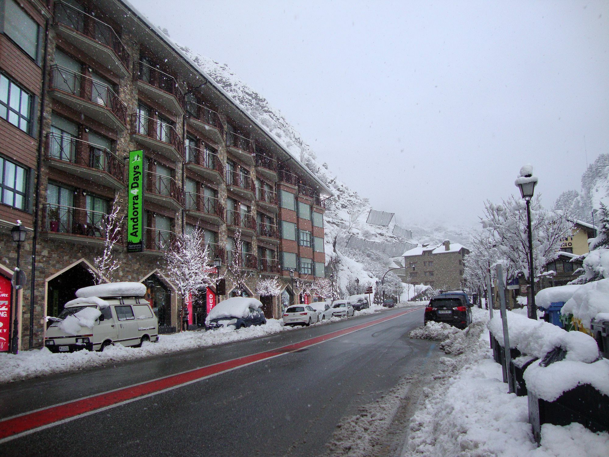 Apartamentos Canillo Pie Pistas 3000 Екстериор снимка